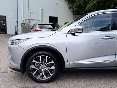 Used 2023 Acura MDX SH-AWD w/ Technology Package image 10
