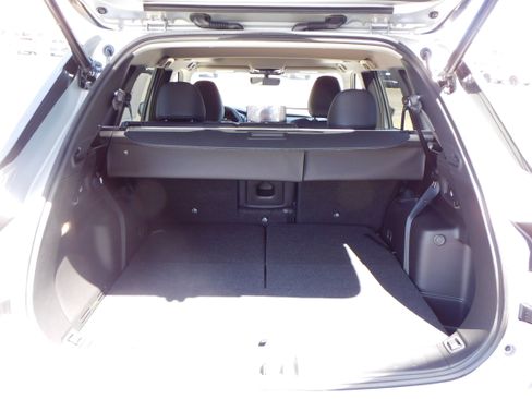 New 2025 Mitsubishi Outlander SE image 44