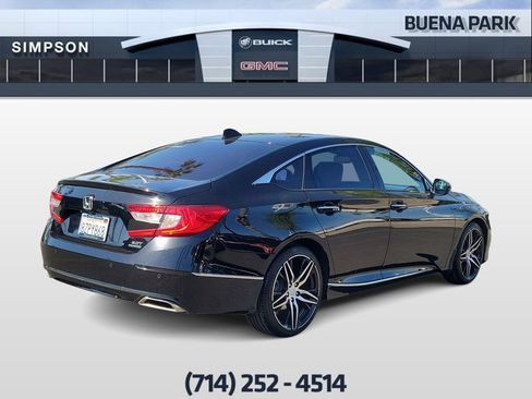 Used 2021 Honda Accord Touring image 8