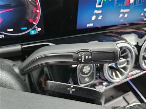 Certified 2025 Mercedes-Benz GLA 250 image 12