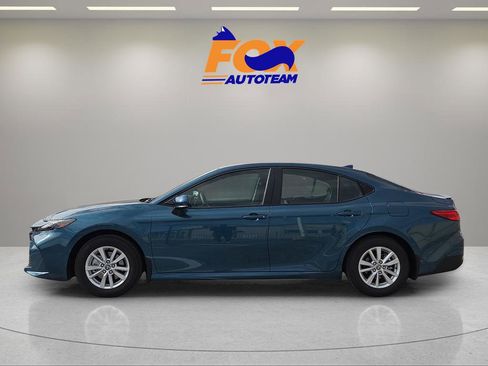 New 2026 Toyota Camry LE FWD image 2