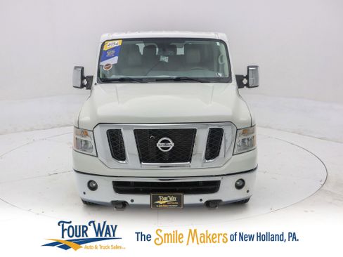 Used 2016 Nissan NV 3500 SL image 9