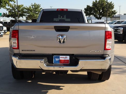 Used 2024 RAM 3500 Big Horn AWD/4WD image 4