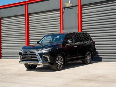 Used 2019 Lexus LX 570 4WD w/ Luxury Package