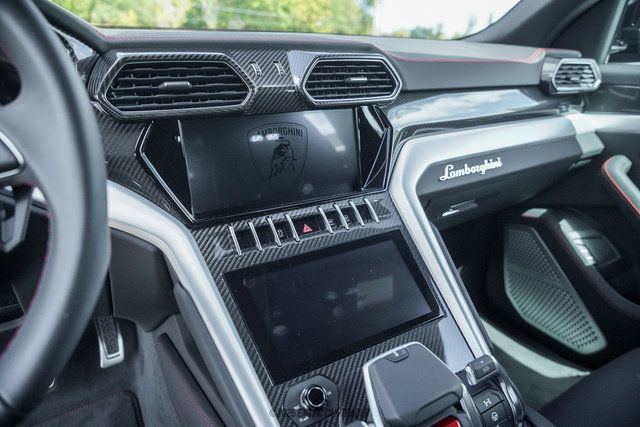 Used 2024 Lamborghini Urus S AWD/4WD image 45