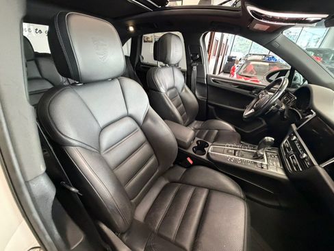 Used 2021 Porsche Macan S AWD/4WD image 68