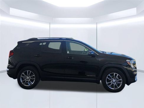 Used 2024 GMC Terrain SLT AWD/4WD image 4