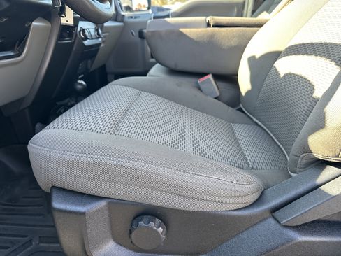 Used 2017 Ford F250 XLT image 10