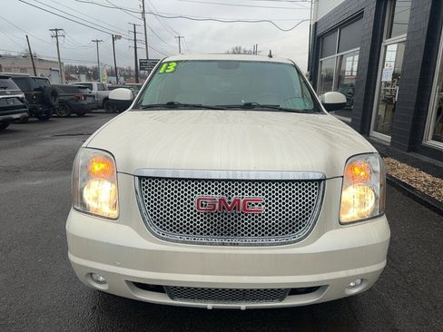 Used 2013 GMC Yukon Denali image 4