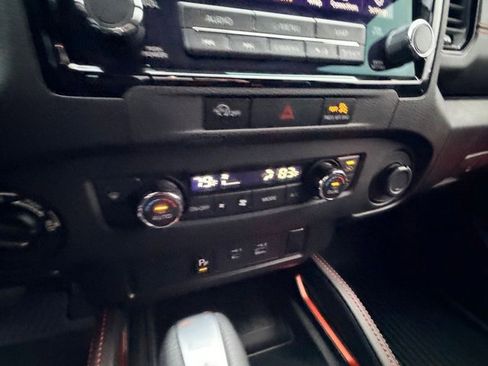 Used 2024 Nissan Frontier PRO-4X w/ Technology Package image 22