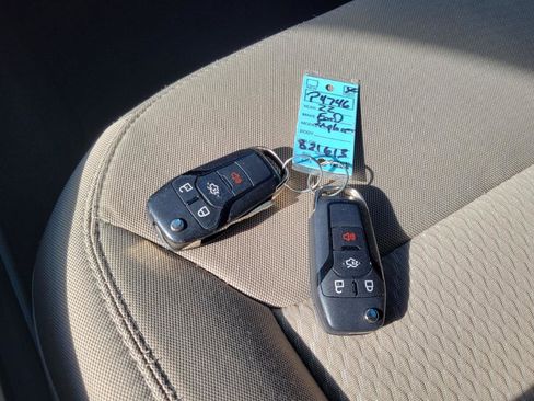 Used 2022 Ford Explorer 4WD image 46