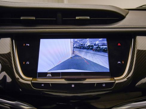 Used 2021 Cadillac XT6 Sport image 43