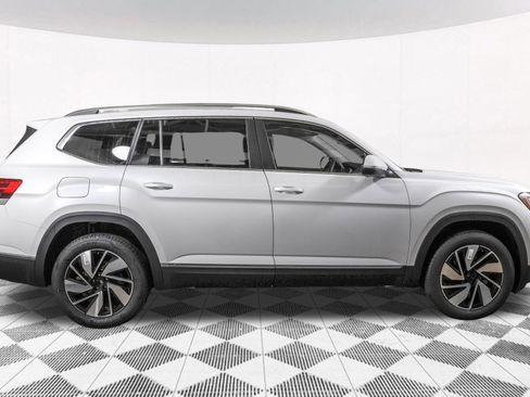 New 2026 Volkswagen Atlas SEL image 11