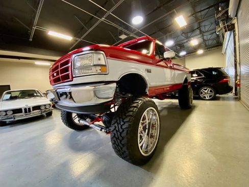 Used 1996 Ford F150 4x4 Regular Cab image 2