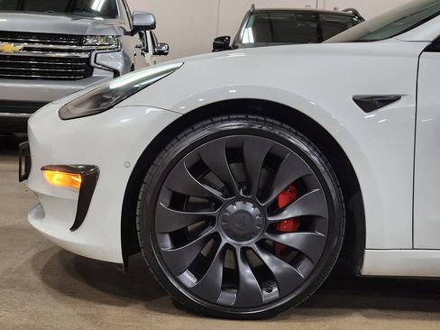 Used 2022 Tesla Model 3 Performance image 5