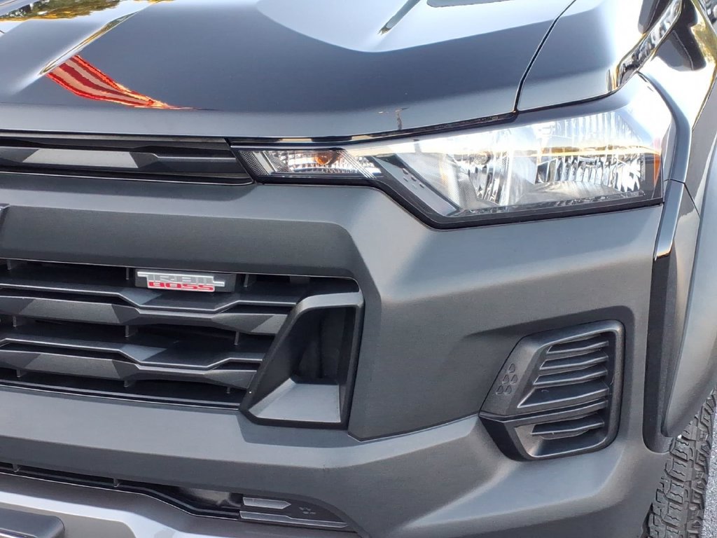 Certified 2024 Chevrolet Colorado Trail Boss w/ Advanced Trailering Package AWD/4WD image 7