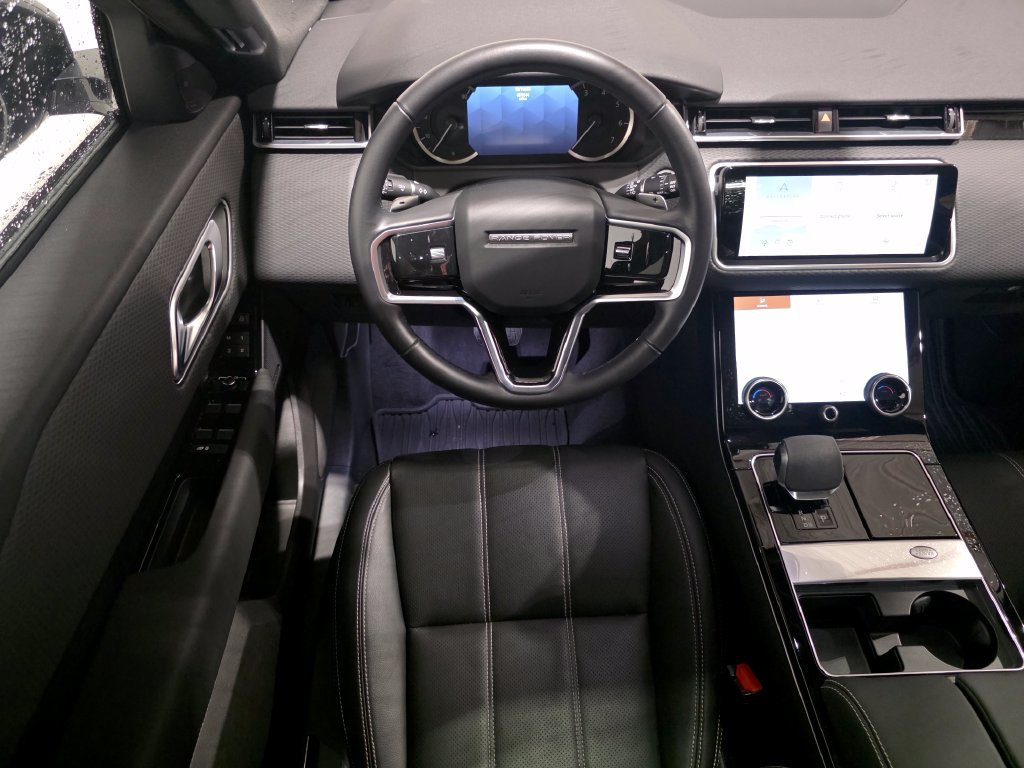 Certified 2023 Land Rover Range Rover Velar S AWD/4WD image 15