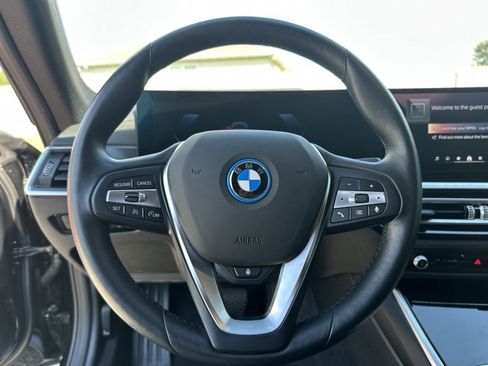 Certified 2024 BMW i4 xDrive40i w/ Premium Package image 31