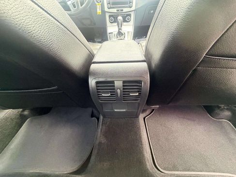 Used 2012 Volkswagen CC R-Line FWD image 26