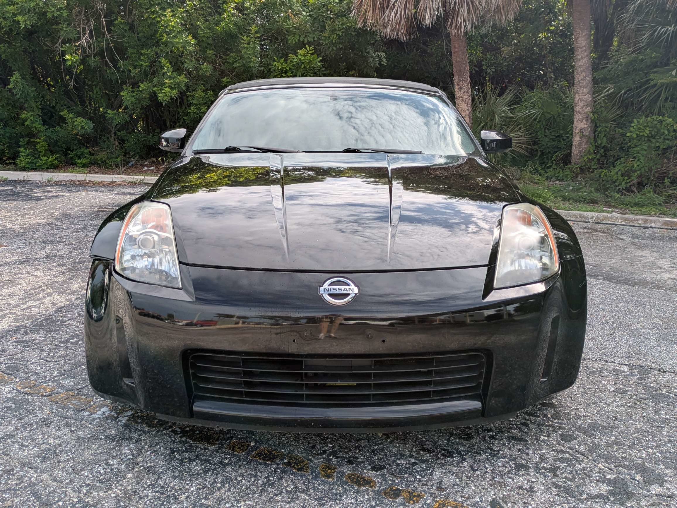 Used 2004 Nissan 350Z Touring RWD image 3