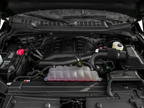 Used 2017 Ford F150 XLT w/ Equipment Group 302A Luxury RWD image 14