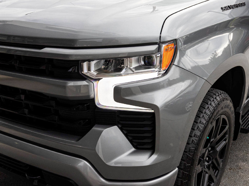 Used 2024 Chevrolet Silverado 1500 RST w/ Protection Package AWD/4WD image 35