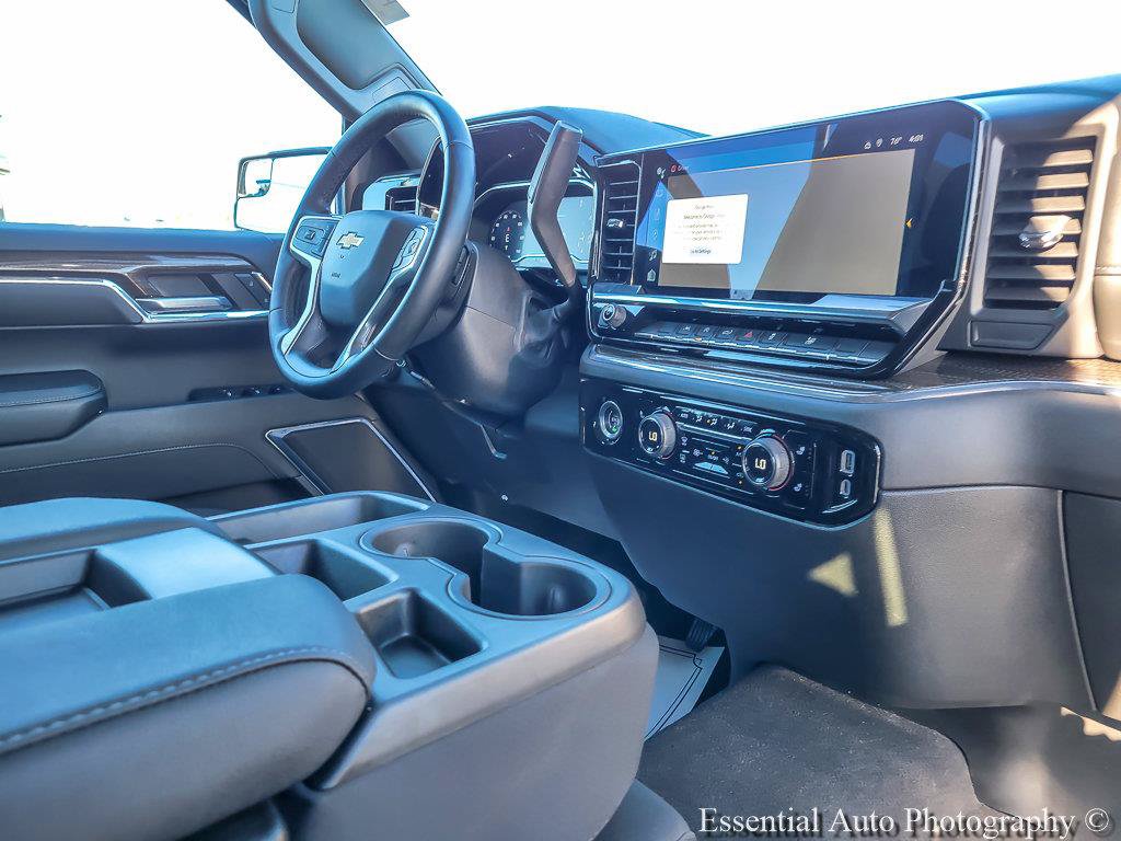 Certified 2024 Chevrolet Silverado 1500 LT AWD/4WD image 32