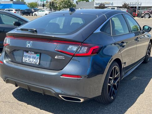Used 2023 Honda Civic Sport Touring image 4