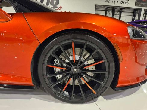 Used 2020 McLaren GT image 51