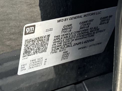 Certified 2022 GMC Yukon XL Denali w/ Denali Ultimate Package image 37