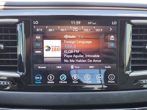 Used 2019 Chrysler Pacifica Touring-L w/ Advanced Safetytec Group FWD image 21
