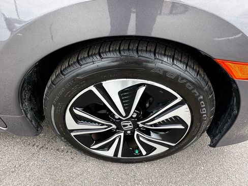 Used 2017 Honda Civic EX-T image 9