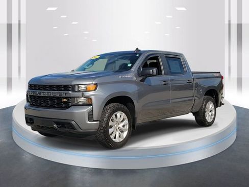 Used 2021 Chevrolet Silverado 1500 Custom image 3