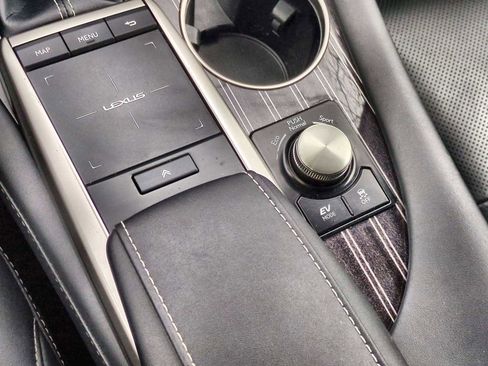 Used 2022 Lexus RX 450h AWD w/ Luxury Package image 39