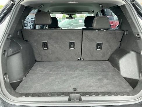 Used 2021 Chevrolet Equinox LS FWD image 18
