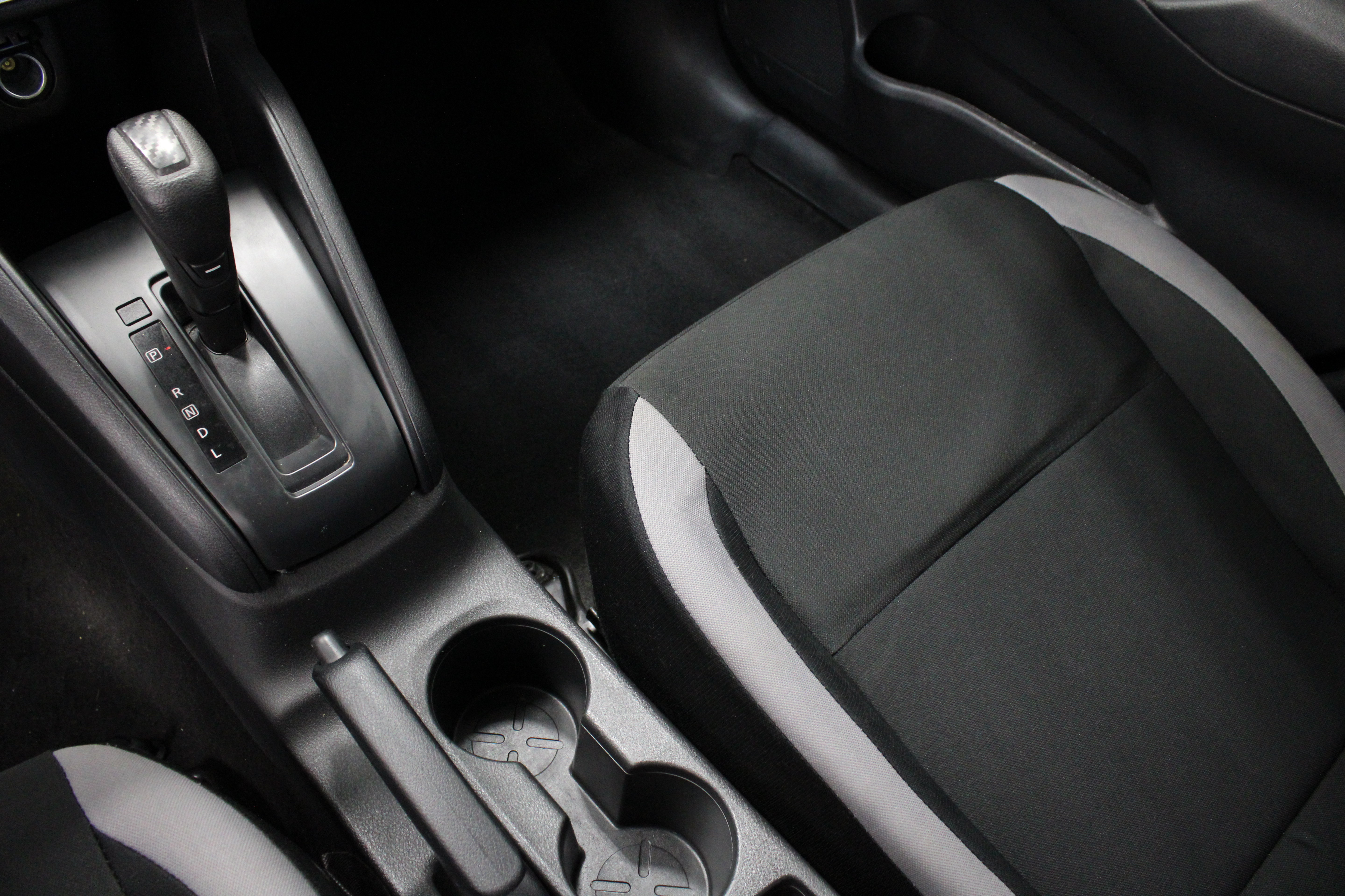 Used 2025 Nissan Versa S w/ Trunk Package FWD image 16