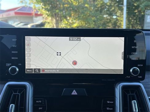 Certified 2023 Kia Sorento S image 18