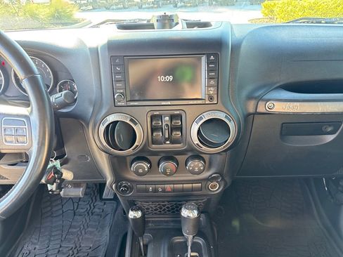 Used 2017 Jeep Wrangler Unlimited Sport w/ Quick Order Package 24S image 22