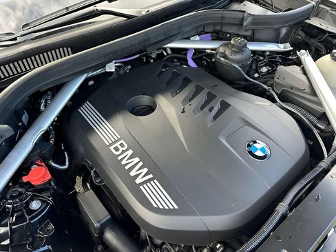 Used 2026 BMW X5 xDrive40i w/ M Sport Package AWD/4WD image 26
