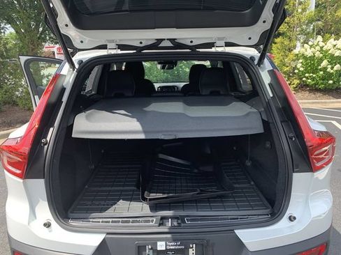 Used 2020 Volvo XC40 T5 R-Design w/ Protection Package Premier AWD/4WD image 33