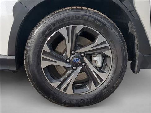 Certified 2025 Subaru Crosstrek 2.0i Premium image 25