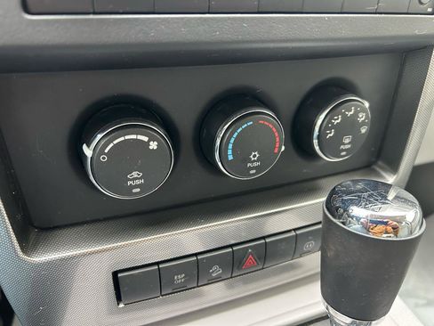 Used 2008 Jeep Liberty Sport w/ North Edition Group image 21