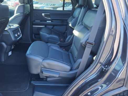 New 2025 Ford Expedition Platinum w/ Stealth Performance Package image 26