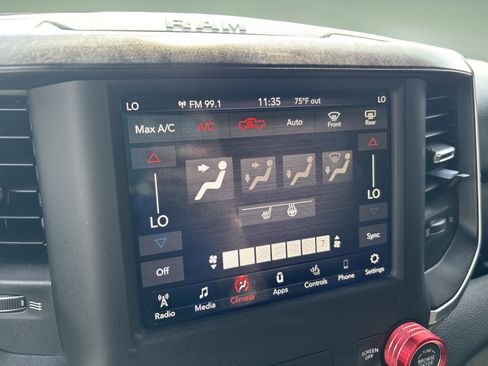 Used 2019 RAM 1500 Big Horn AWD/4WD image 14