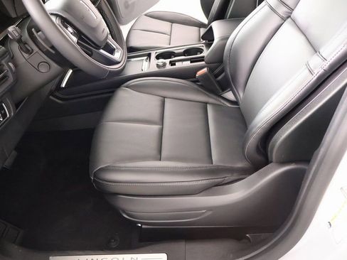 New 2026 Lincoln Corsair Premiere FWD image 11