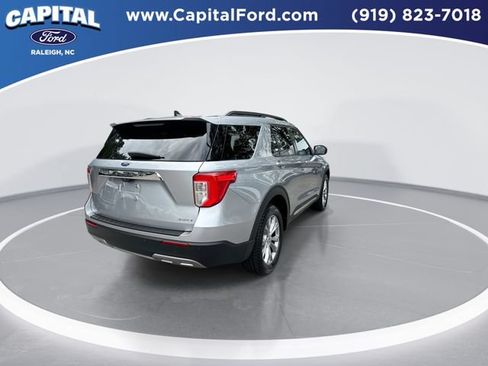Certified 2023 Ford Explorer XLT w/ Equipment Group 202A AWD/4WD image 8