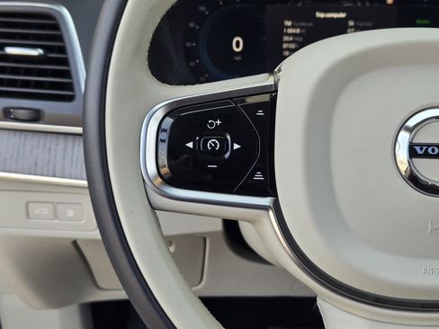 Certified 2025 Volvo XC90 T8 Core w/ Protection Package image 37