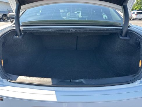 Used 2022 Chrysler 300 Touring L RWD image 19