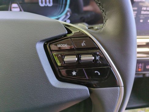 New 2026 Kia Niro EX FWD image 21