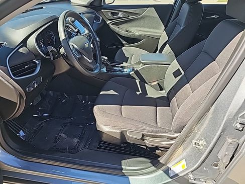 Used 2023 Chevrolet Malibu LS image 16